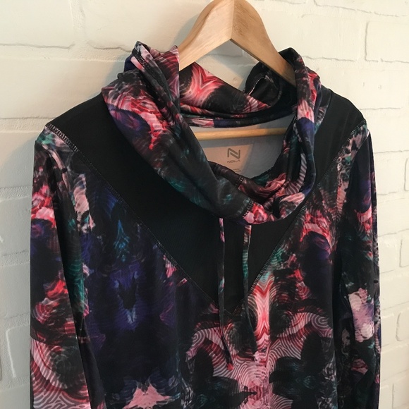 Nola Tops - Nola - Sport sweater - Plus size 22/24